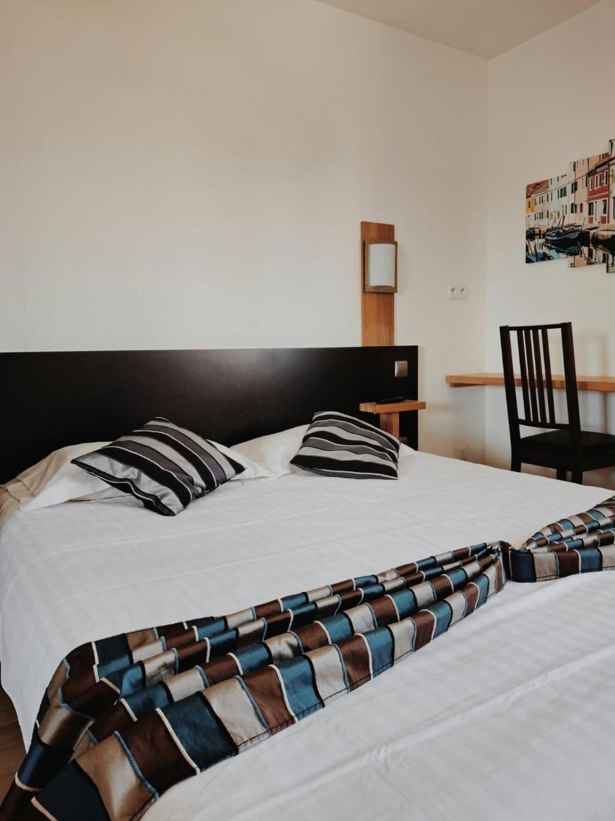 Appart'Hotel Residella House Room & Kitchen Avignon Le Pontet Exterior foto