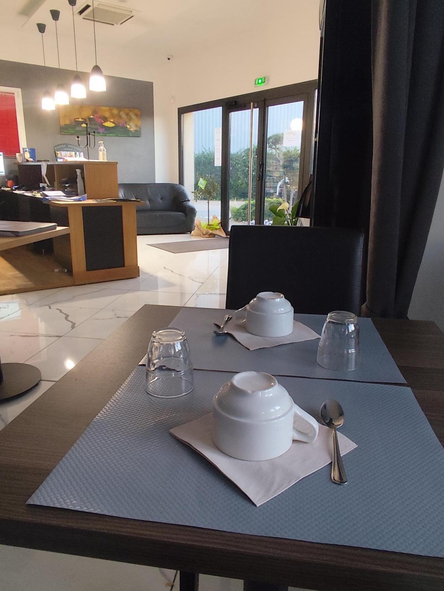 Appart'Hotel Residella House Room & Kitchen Avignon Le Pontet Exterior foto