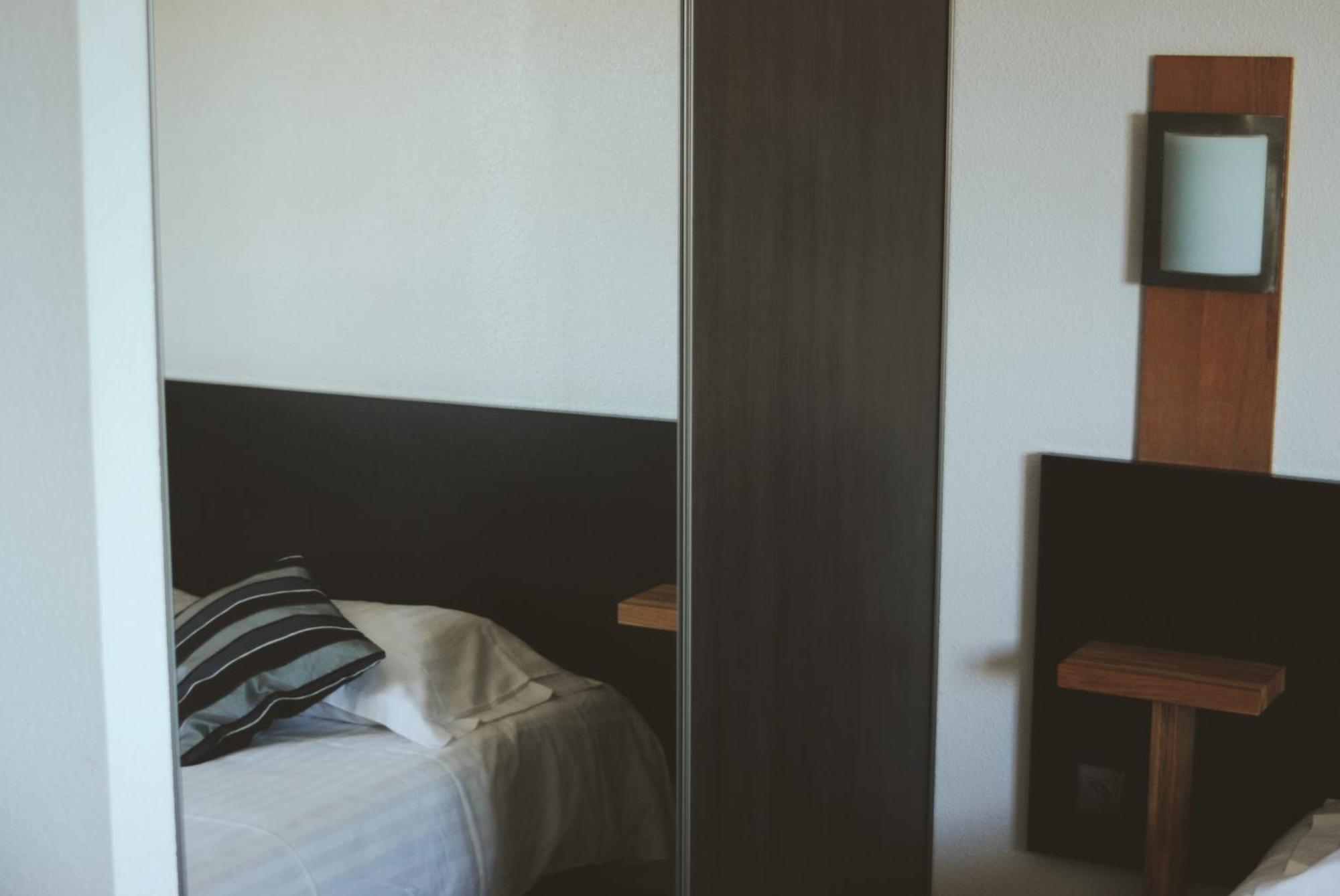 Appart'Hotel Residella House Room & Kitchen Avignon Le Pontet Exterior foto