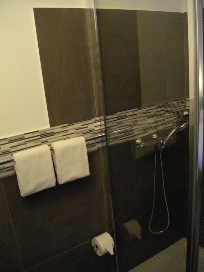 Appart'Hotel Residella House Room & Kitchen Avignon Le Pontet Habitación foto