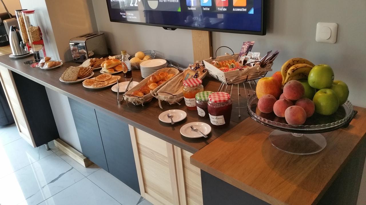 Appart'Hotel Residella House Room & Kitchen Avignon Le Pontet Exterior foto